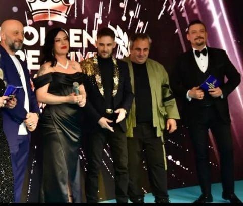 56f63990-b68f-4983-8d2d-e337bd0dea46 YANDEX MAGAZİN | Golden Creative Awards Ödül Töreninde Yıldızlar Geçidi